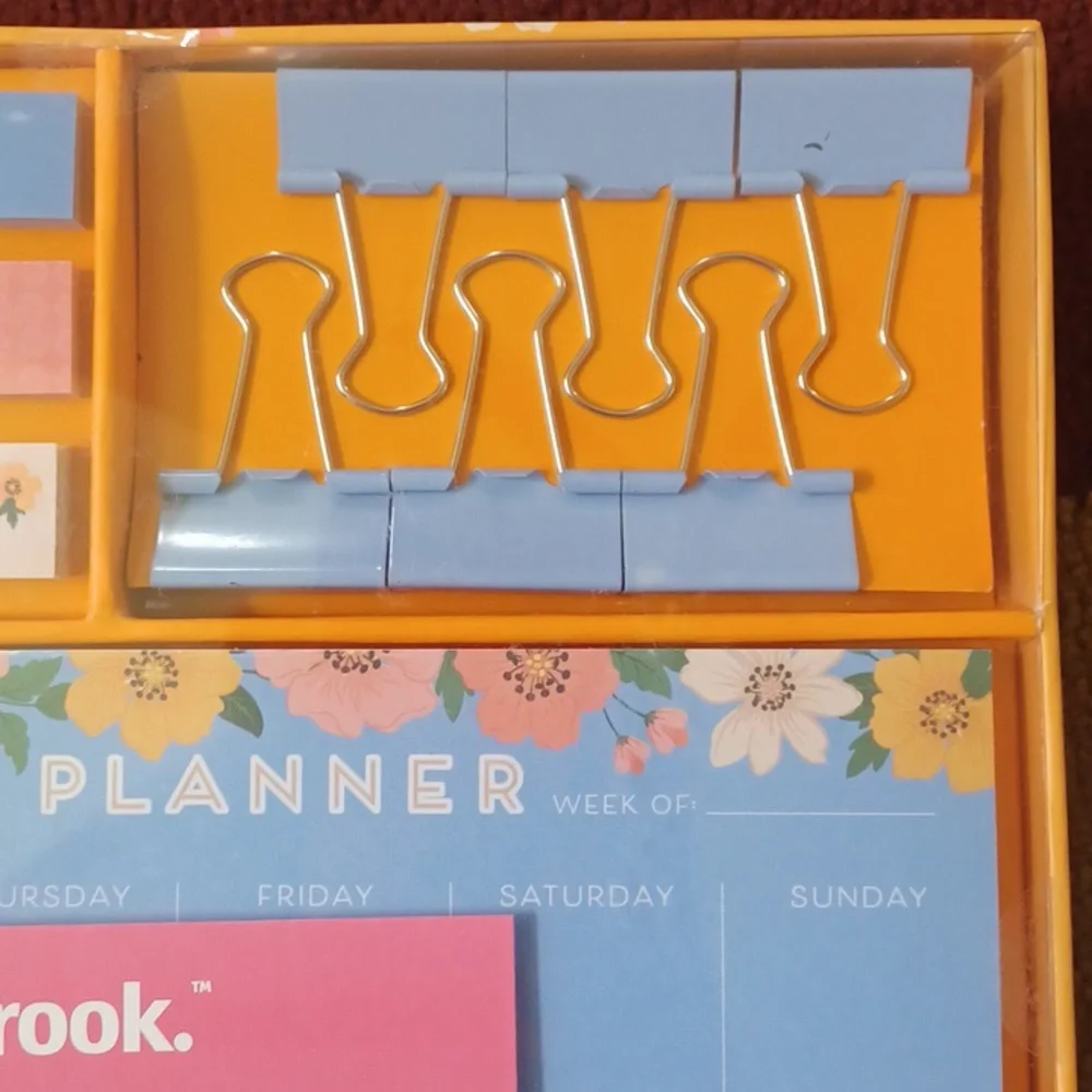 NWT Stationery Set Orange